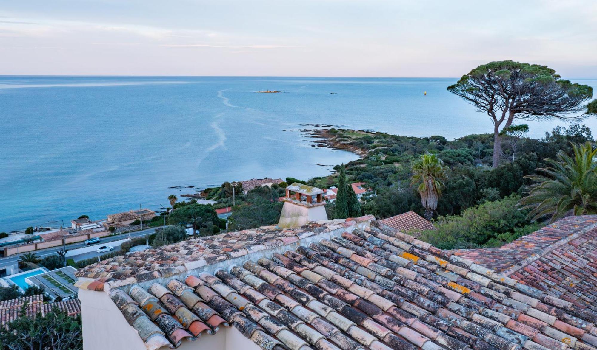 Luxueuse Villa, Incroyable Vue Mer, Piscine Sainte-Maxime Esterno foto